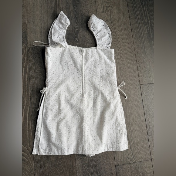 Lilly Pulitzer Zoya Ruffle Romper in Resort White Neon Sunburst Eyelet Size 4 - Picture 10 of 11